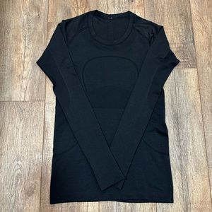 Lululemon swiftly tech long sleeve